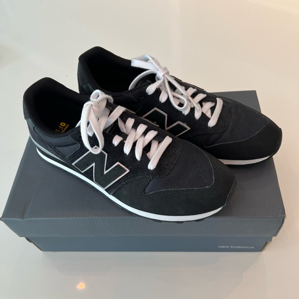 New Balance FIGS women’s shoes size 10